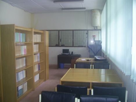 Ruang perpustakaan